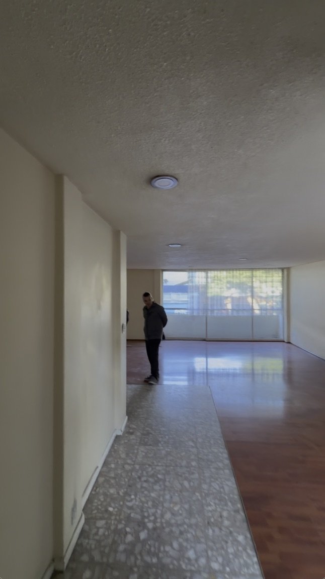 Interior de un departamento antes de la renovación